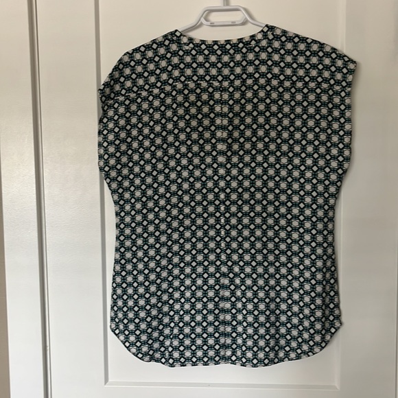 Van Heusen blouse - Picture 3 of 3